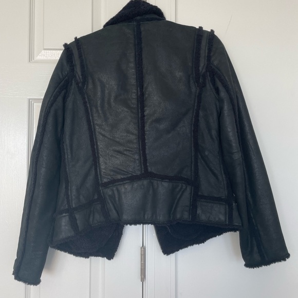 Jacket - Picture 2 of 3